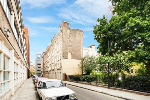 undefined, Luke Street, Shoreditch, EC2A