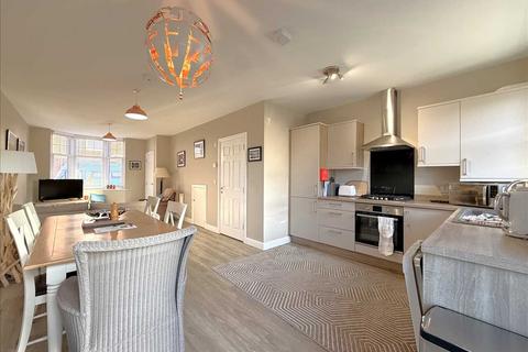 3 bedroom house for sale, Southdene, Filey
