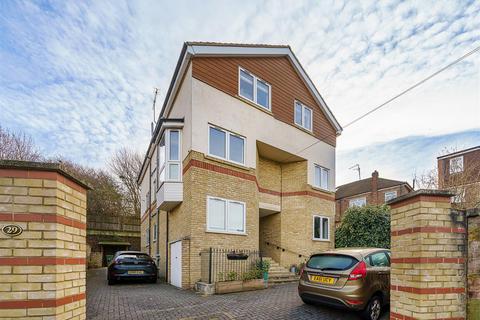 1 bedroom flat for sale, Benton's Lane, London, SE27
