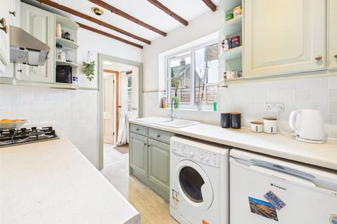 undefined, Springfield Road, Teddington