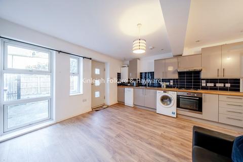 1 bedroom flat to rent, Tooting High Street, London, SW17