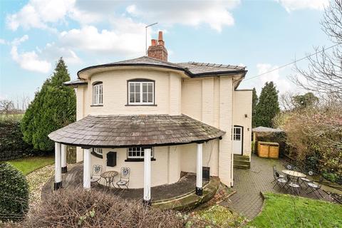 3 bedroom detached house for sale, Grindley Brook, Whitchurch.