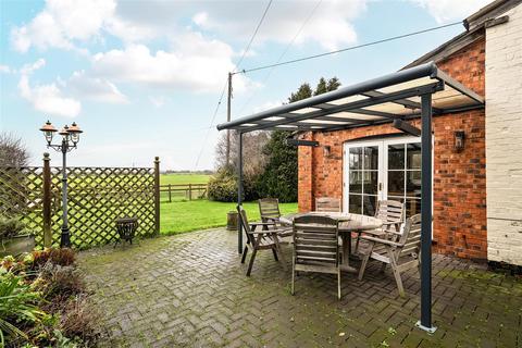 3 bedroom detached house for sale, Grindley Brook, Whitchurch.