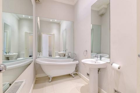 2 bedroom flat for sale, North Villas, Camden, London, NW1