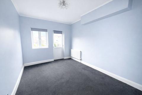2 bedroom flat for sale, Dowanhill Road, Catford, London, SE6