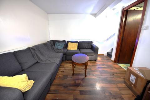 3 bedroom house to rent, 12 John Street