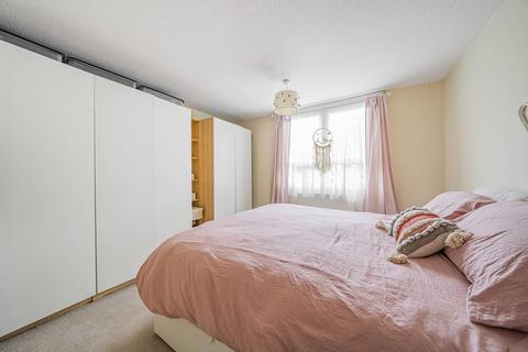 undefined, Thirlmere Gardens, Northwood, HA6