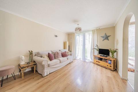 1 bedroom flat for sale, Thirlmere Gardens, Northwood, HA6