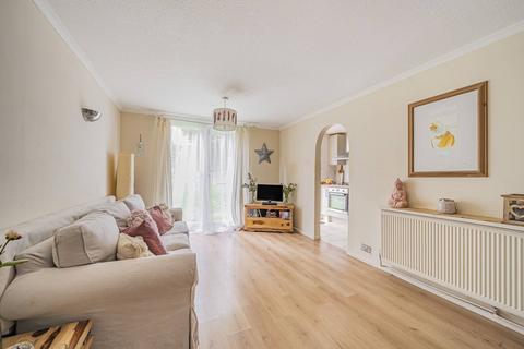 1 bedroom flat for sale, Thirlmere Gardens, Northwood, HA6