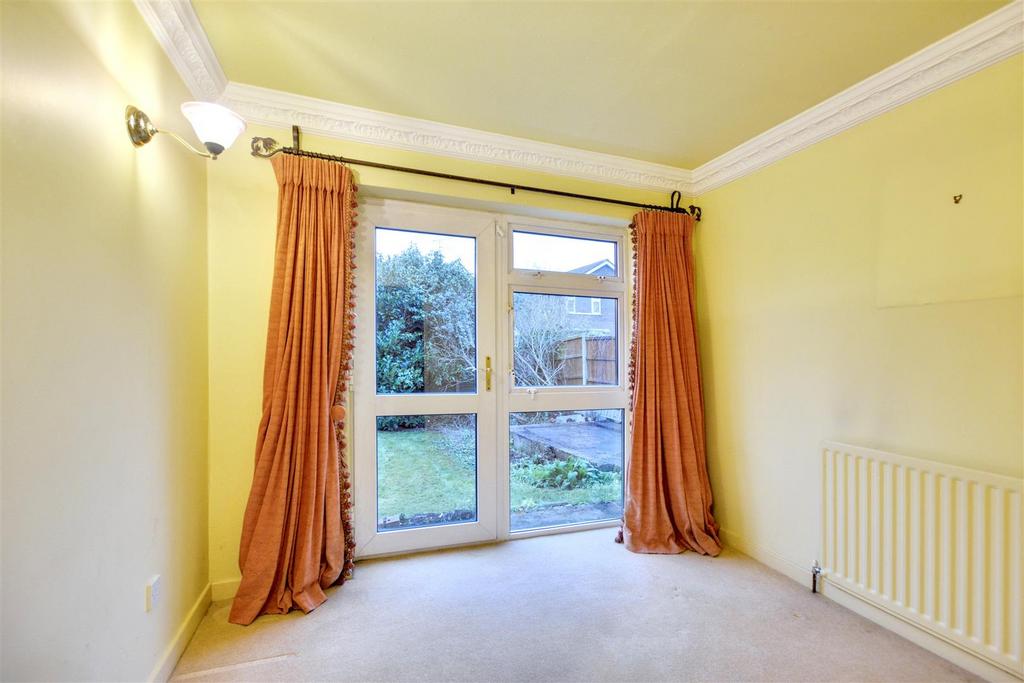 Sitting Room/Bedroom 3
