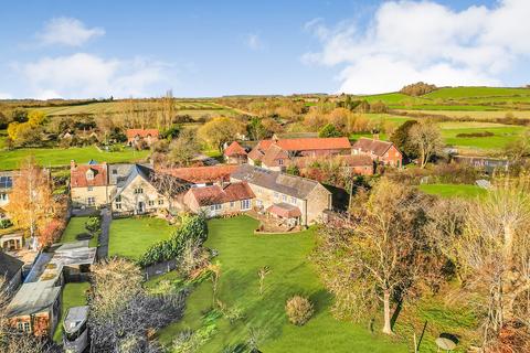 5 bedroom detached house for sale, Fulready, Ettington, Stratford-upon-Avon, Warwickshire. CV37 7PE