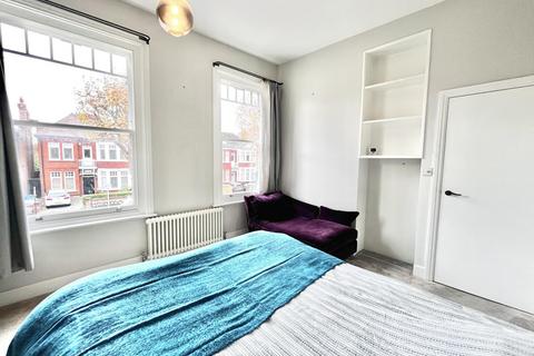 undefined, Dartmouth Road, Willesden, NW2