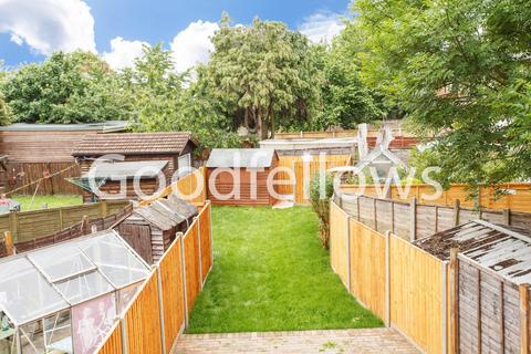 3 bedroom house to rent, Bordesley Road, Morden SM4