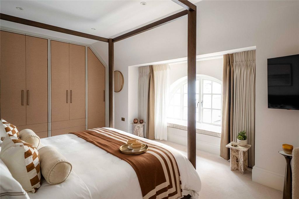 Principal Bedroom