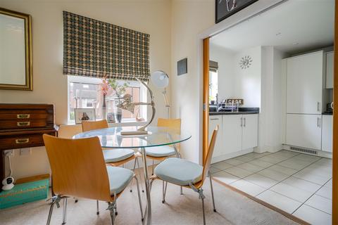 2 bedroom apartment for sale, Dene House, Windsor