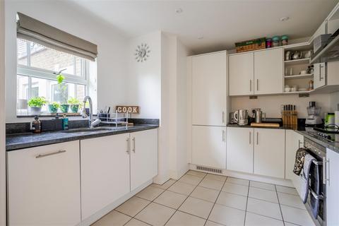 2 bedroom apartment for sale, Dene House, Windsor