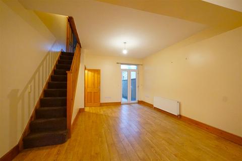 2 bedroom house to rent, Crown Street, Millom