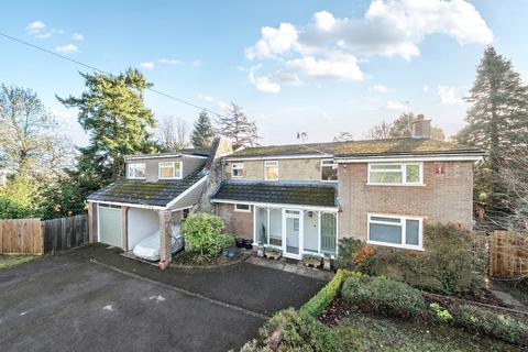 Fernhill Lane, Woking, Hook Heath, GU22