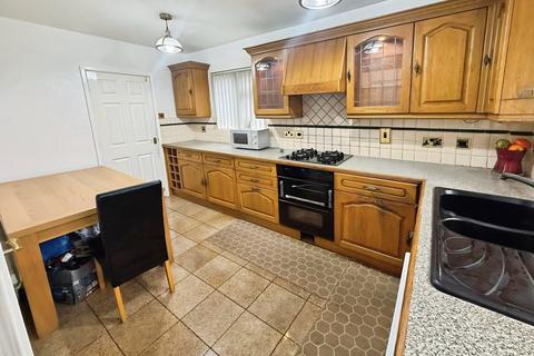 undefined, Yew Tree Road, Greater Manchester M14