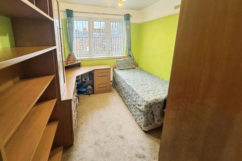 undefined, Yew Tree Road, Greater Manchester M14
