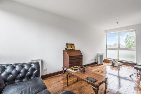 1 bedroom apartment to rent, Staines Road West,  Sunbury-On-Thames,  TW16