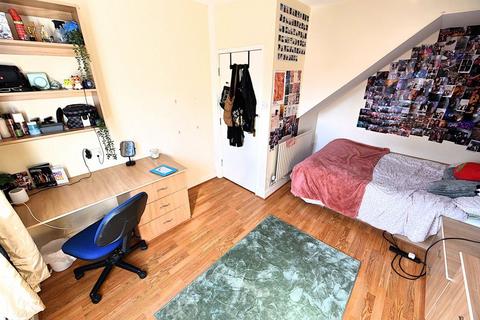 3 bedroom house to rent, 3 Thornville Grove