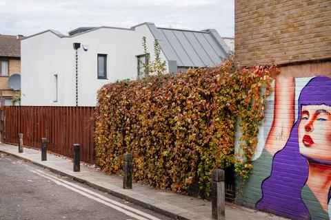 2 bedroom terraced house for sale, Hawley Mews, London NW1