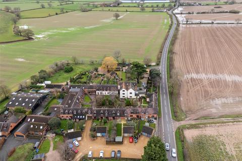 undefined, Fosse Way, Radford Semele, Leamington Spa