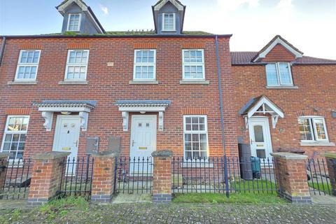 3 bedroom terraced house for sale, Woodrow Place, Spalding