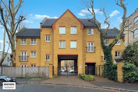 2 bedroom apartment to rent, Turner Street, London, E16