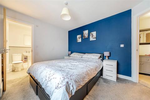 2 bedroom apartment for sale, Reynolds Avenue, Redhill, Surrey