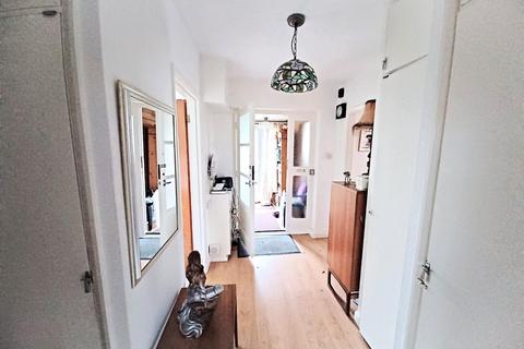 undefined, Amsbury Road, Coxheath