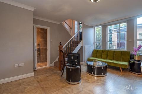 2 bedroom townhouse for sale, 65, Park Road, Ryde