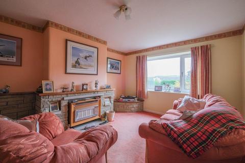 3 bedroom end of terrace house for sale, Sunny Heys West, Holmfirth HD9