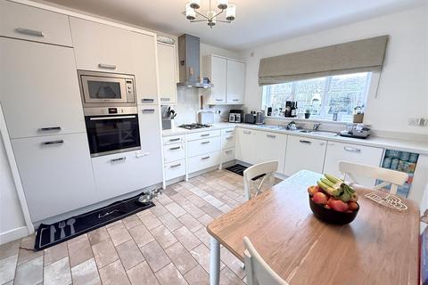 4 bedroom detached house for sale, Calder Gardens, Bingham