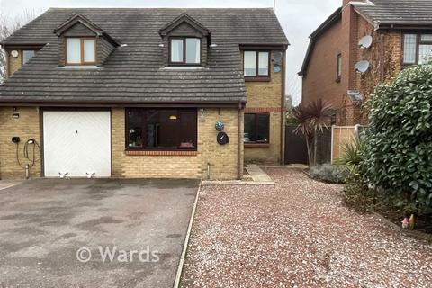 3 bedroom semi-detached house for sale, Pilgrims View, Greenhithe, Kent