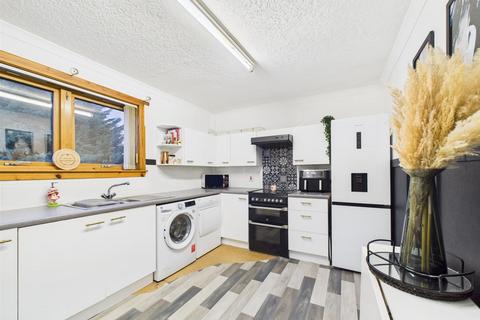 2 bedroom flat for sale, Lawers Place, Perth PH1