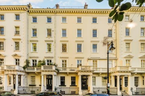 3 bedroom flat for sale, Eccleston Square, London SW1V