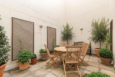 3 bedroom flat for sale, Eccleston Square, London SW1V