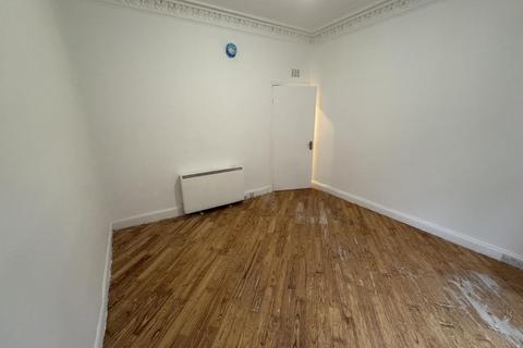 undefined, 7 Park Avenue, DD4