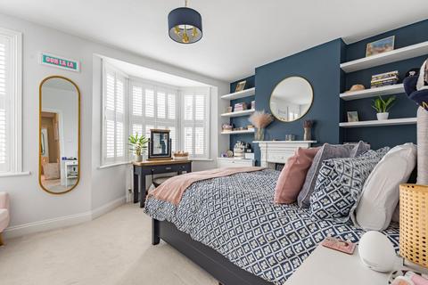 4 bedroom terraced house for sale, Steerforth Street, Earlsfield, London, SW18