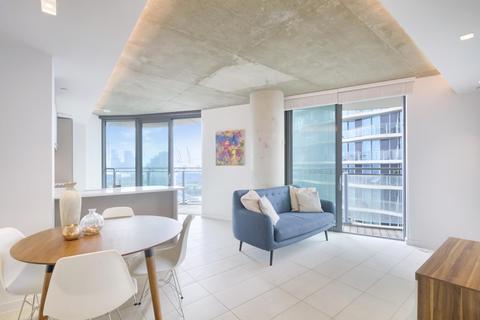 1 bedroom apartment to rent, Hoola Building, East Tower, London, E16