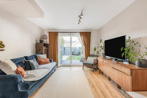 2 bedroom terraced house for sale, Shire Place, Wandsworth, London, SW18