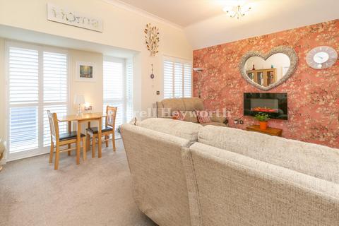 2 bedroom flat for sale, Coniston House, Badger Wood, Morecambe LA3