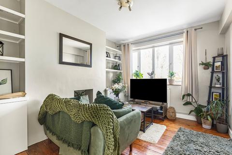 1 bedroom flat for sale, Kimber Road, London, SW18