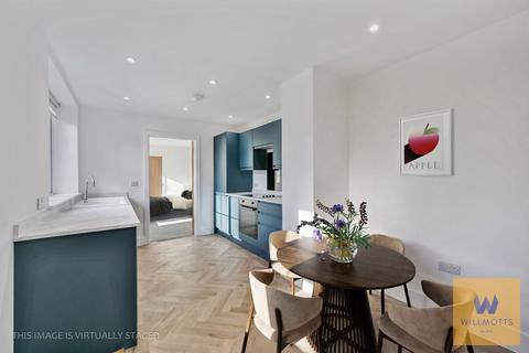 High Street, Thames Ditton, KT7