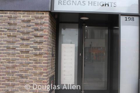 2 bedroom flat for sale, High Road, Ilford, Essex