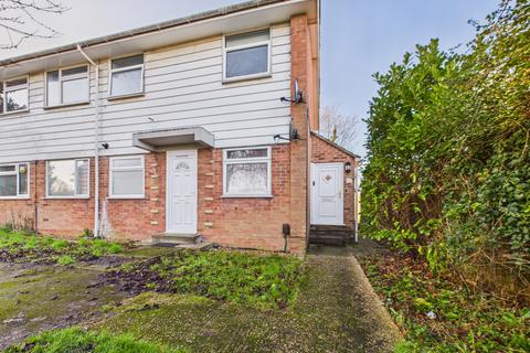 2 bedroom flat for sale, White House Close, Basingstoke, RG22