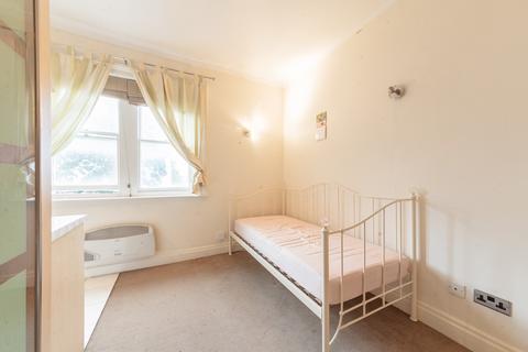 undefined, Castle Hill, Reading, Berkshire