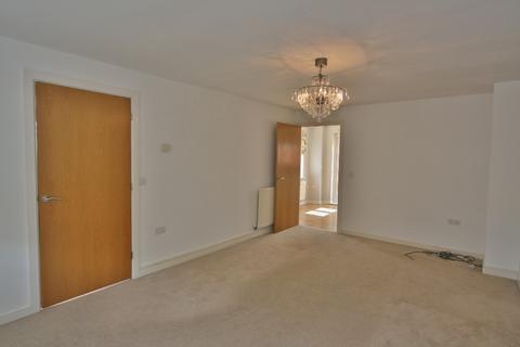 3 bedroom semi-detached house to rent, Wiltshire Crescent, Worting, Basingstoke, RG22